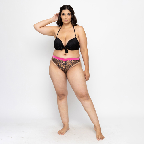 Model body curves retouching by content_refine