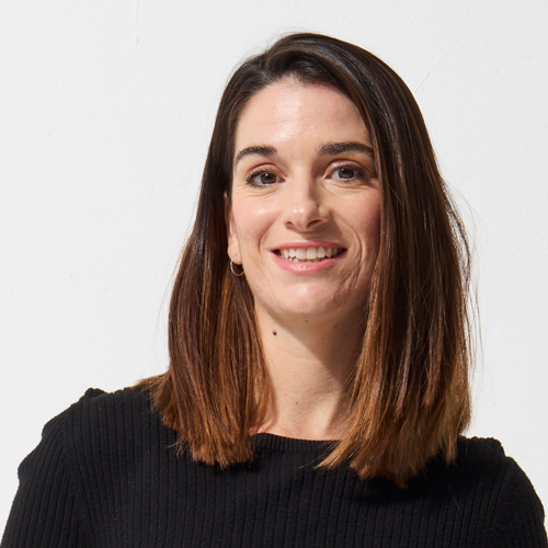 Headshot photo editing & retouching services by content refine